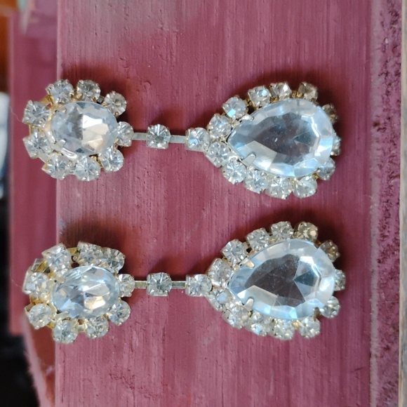 1920s Inspired Faux Diamond Costume Earrings - Picture 2 of 3